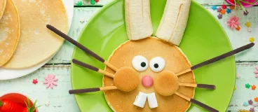 Les pancake lapin de Pâques amèneront plaisir et gourmandise dans l’assiette.