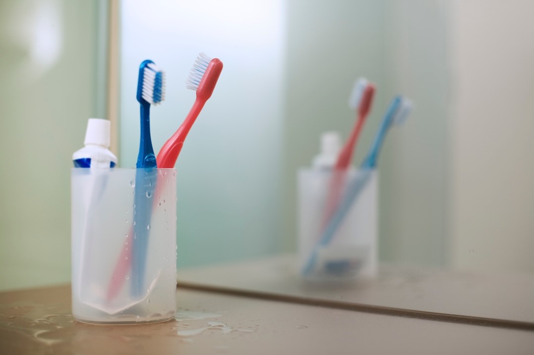 Se brosser les dents est essentiel pour la santé des gencives