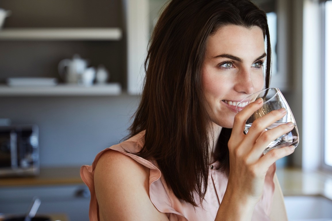 Boire 1 litre à 1,5 litre d’eau par jour pour bien s’hydrater