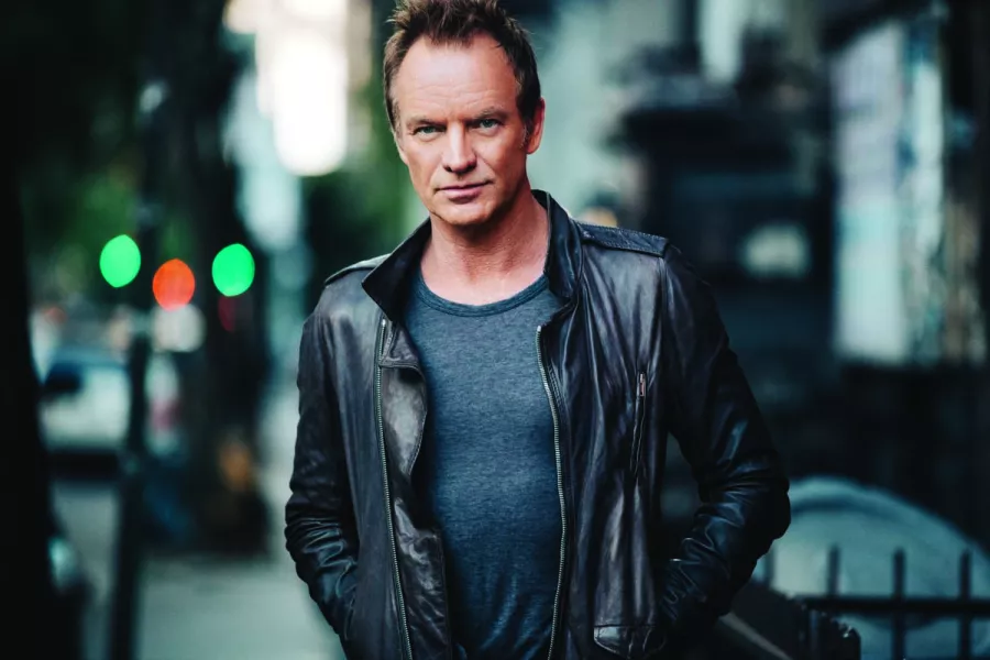 Le chanteur Sting.