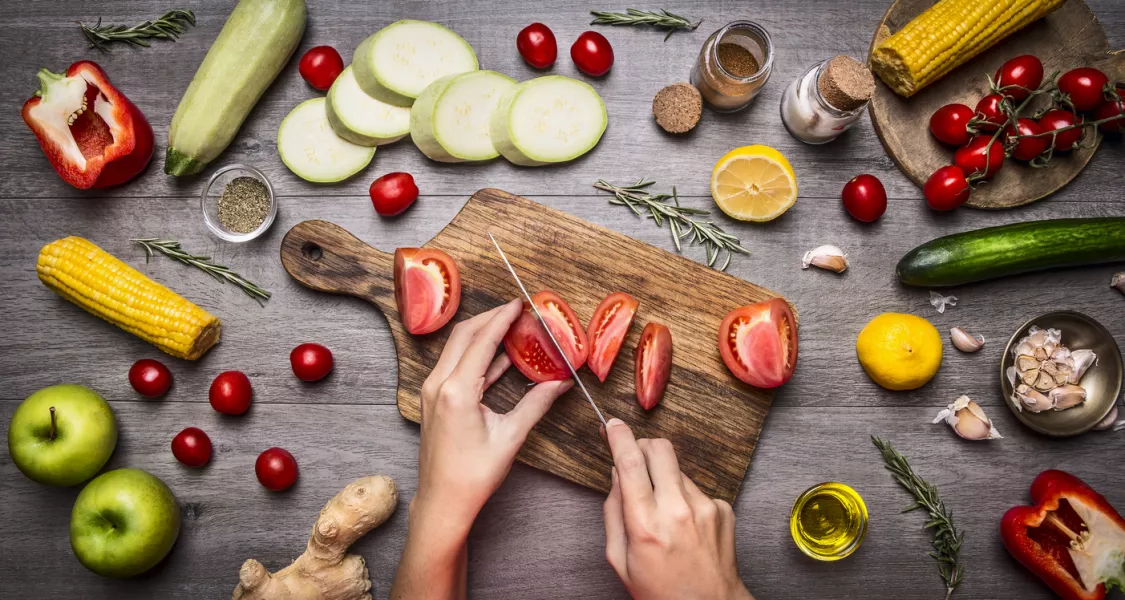 Des fruits et légumes de printemps.