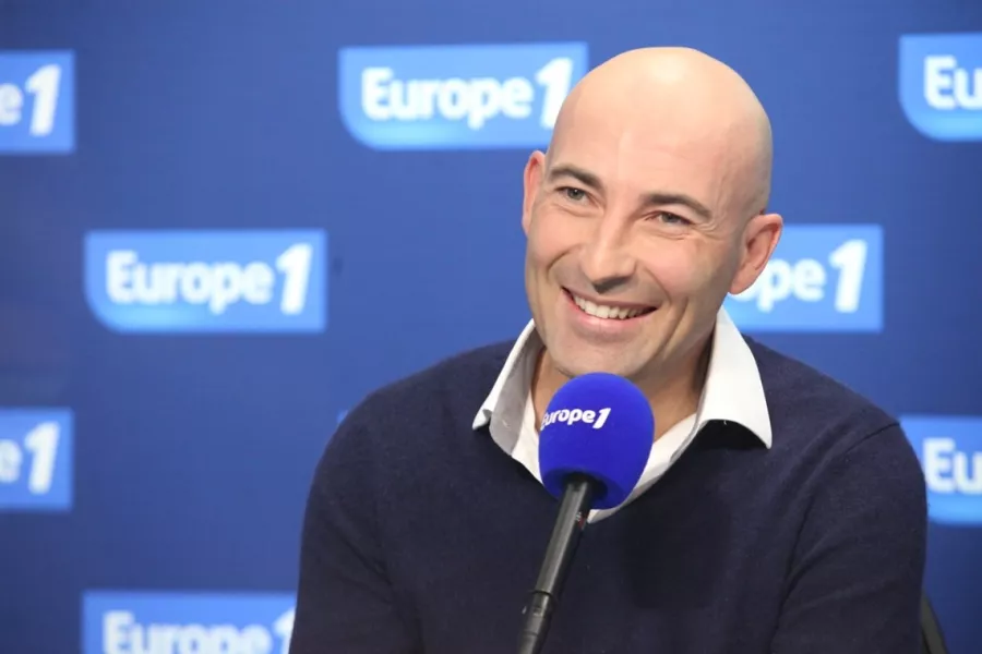 Nicolas Canteloup et sa Revue de presque sur la radio Europe 1