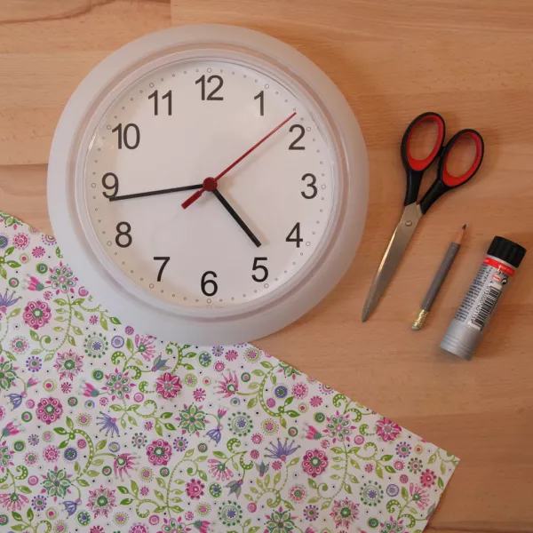 Liste du matériel pour redonner vie à une vielle horloge :