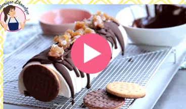 Simple et gourmande la bûche de Noël marrons-poire-biscuit Granola par Annelyse ! Une bûche de Noël marrons-poire-biscuit Granola