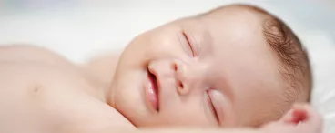 Les bons gestes Cajoline® pour masser votre bébé 