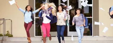 Un groupe de collégiens à la fin de l’année scolaire