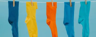 Linge couleurs machine à laver lessive chaussettes