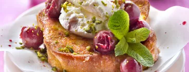 Brioche perdue, Philadelphia® Nature aux pistaches et griottes