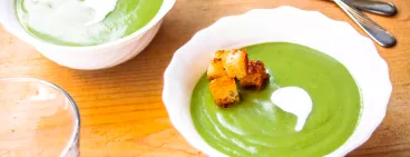 Gaspacho de courgettes avec Philadelphia®