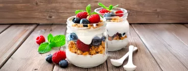 Verrines aux fruits rouges et au biscuit petit beurre LU®