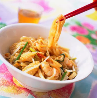 Nouilles chinoises sautées aux crevettes