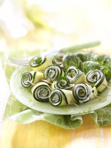 Makis de courgette au Philadelphia® saumon fumé et aneth