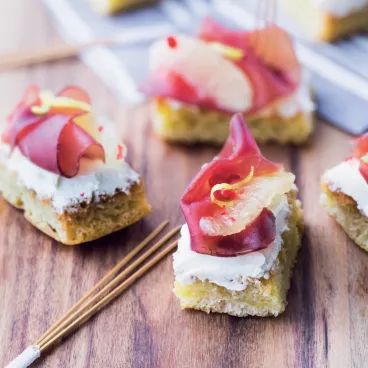 Crostinis à la viande des Grisons avec Philadelphia®