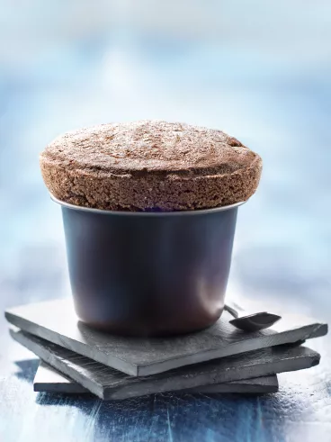 Soufflé au chocolat noir et à la noix de coco avec Planta Fin®