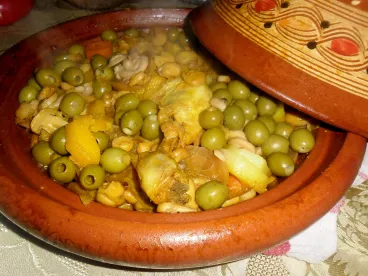 Tajine au poulet et aux olives