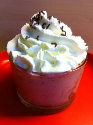 VERRINE MOUSSE FRAISES SUR LIT DE BASTOGNES®