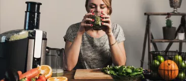 Pendant une journée, on ne se nourrit que de soupe maison et de fruits pour débarrasser le corps de ses impuretés.