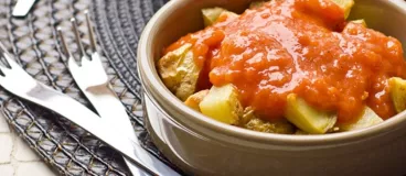 Des tapas patatas bravas espagnoles avec Amora®