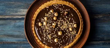 Une tarte aux noix et noisettes