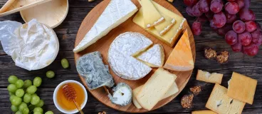 Un plateau de fromages