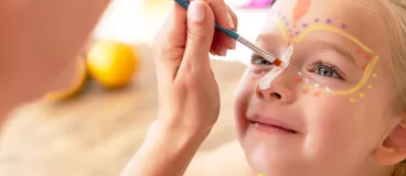 Du maquillage pour enfant pour un carnaval