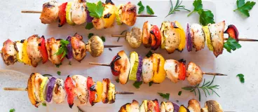 Des brochettes avec panure