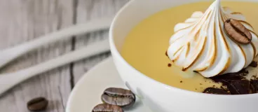 Crème sabayon au café Tassimo® meringuée