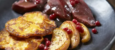 Chevreuil aux pommes et aux airelles