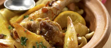 Tagine de poulet au citron, poires et fruits secs