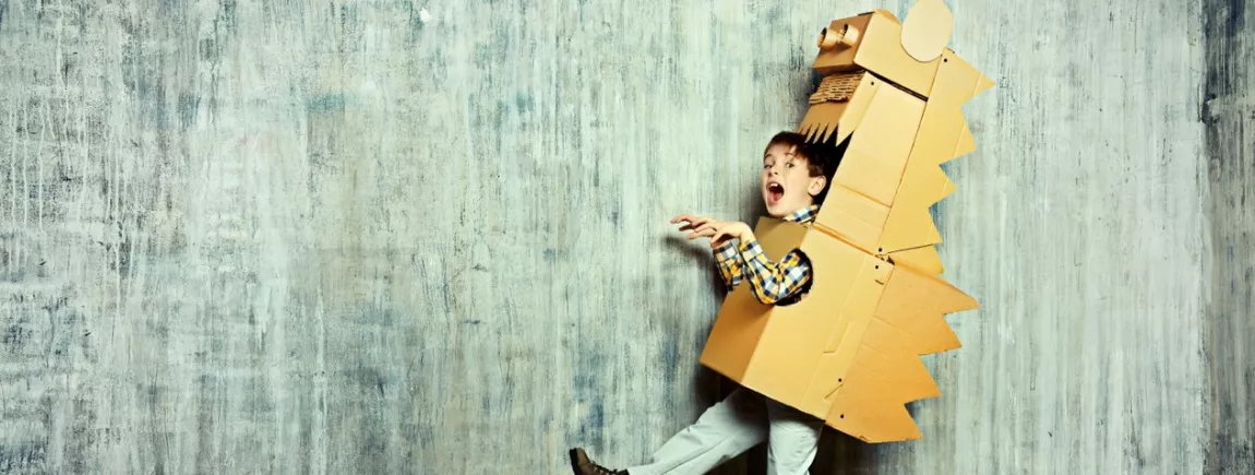 DIY : un déguisement (de dino') en carton, c'est canon ! DIY : un déguisement (de dino') en carton, c'est canon !