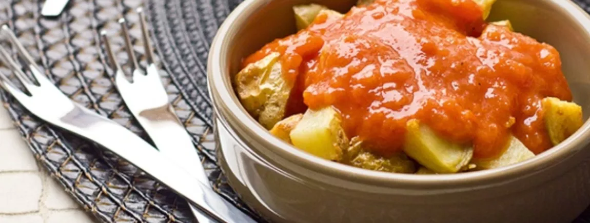 Patatas bravas revisitées Des tapas patatas bravas espagnoles avec Amora®