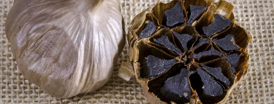 Ail noir du Japon, chic et intense pour relever vos plats ! ail noir du japon