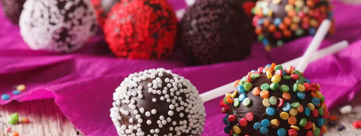 Cake pops Oreo (environ 16 sucettes)