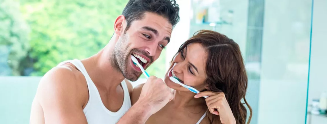 Pourquoi changer sa brosse à dents régulièrement ? Changer régulièrement sa brosse à dents