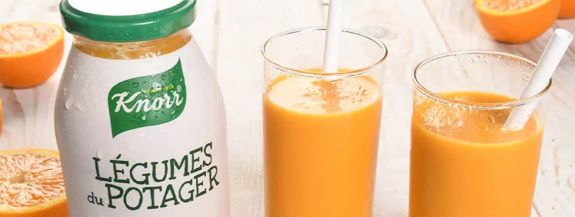 Smoothie Soupe Knorr® « comme à la maison » Légumes du potager, jus d’orange, boisson végétale à la noix de cajou et jus de curcuma Smoothie légumes potager orange curcuma cajou Knorr soupe froide simple healthy