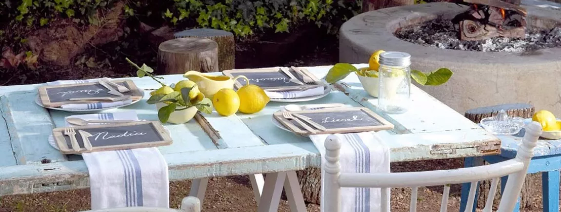 Une table à la décoration DIY bohème chic pour l’été
