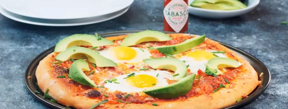 Pizza épicée à base de chou-fleur et ses 3 garnitures Recette Pâte à pizza au chou-fleur et ses 3 garnitures avec Tabasco