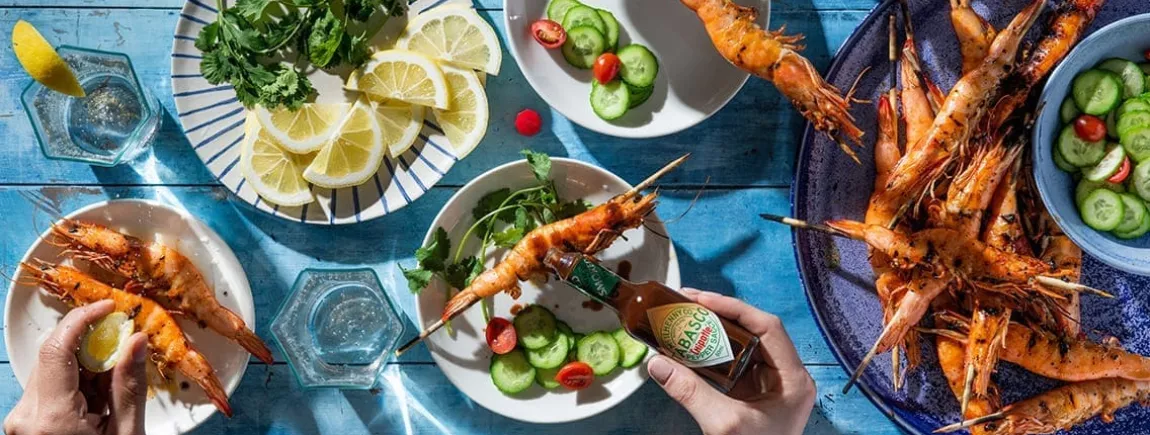 Brochettes de crevettes du Moyen Orient Brochettes crevettes saveurs orientales barbecue épices Tabasco
