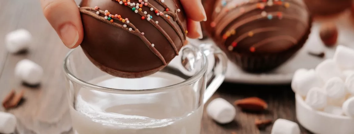 Recette : des bombes pour chocolat chaud maison avec Côte d'Or®