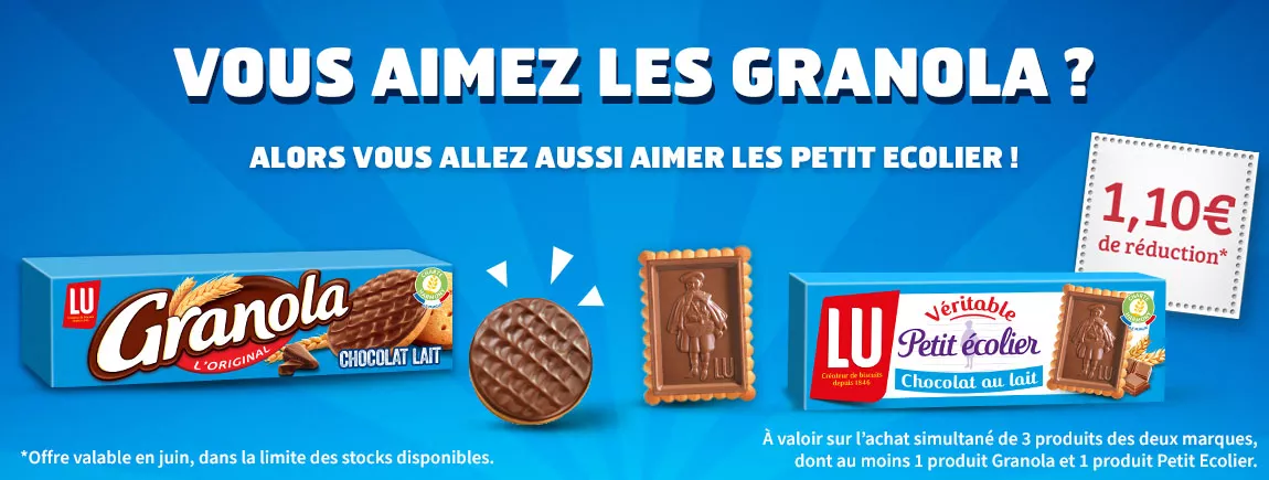 Des packs de Granola et petit écolier sur un fond bleu