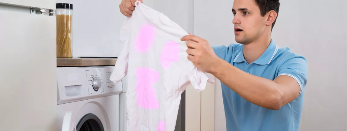 Comment enlever une tache de teinture sur un vêtement ? Taches sur un vêtement