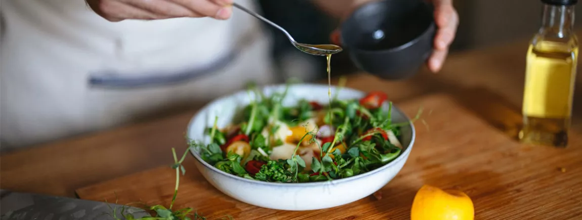 Comment enlever une tache de vinaigrette : un guide