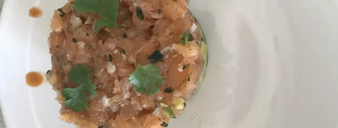 Tartare de saumon de Petimouss Tartare de saumon de Petimouss