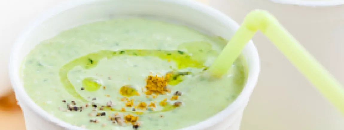 Velouté de chèvre aux courgettes et curry