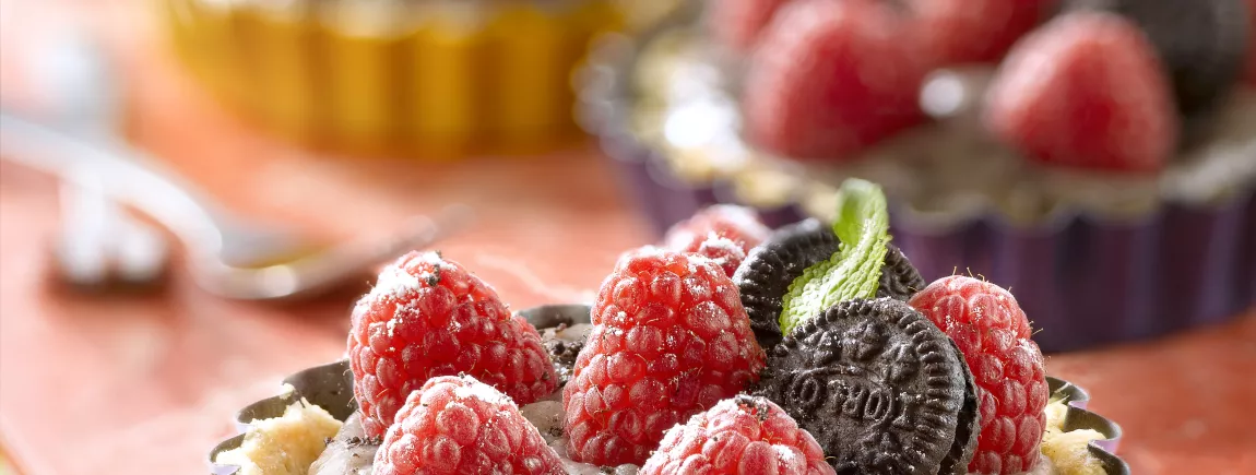 Tartelettes aux framboises et aux Mini Oreo®
