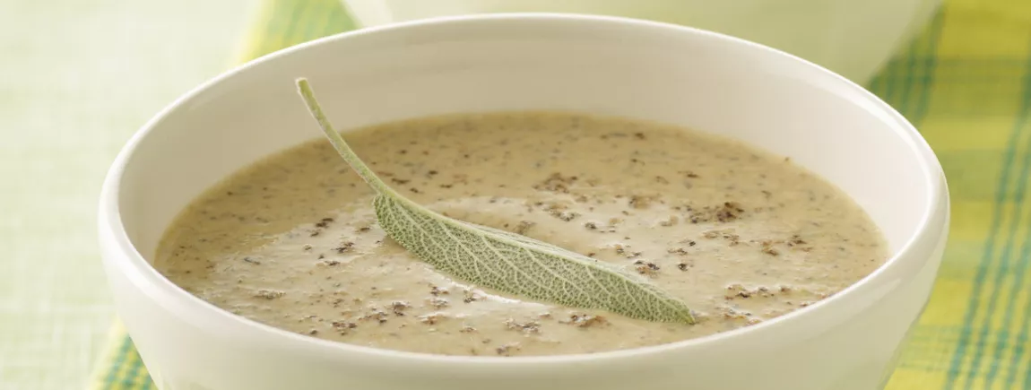 Velouté de champignons à la sauge