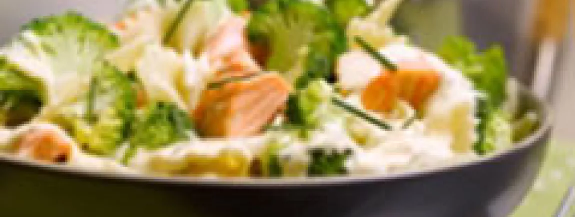 Farfalles aux brocolis et au saumon avec avec Knorr ® Farfalles aux brocolis et au saumon avec avec Knorr®
