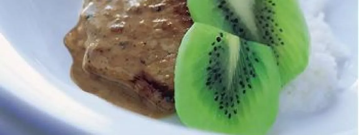 Porc au kiwi, sauce à la noix de coco
