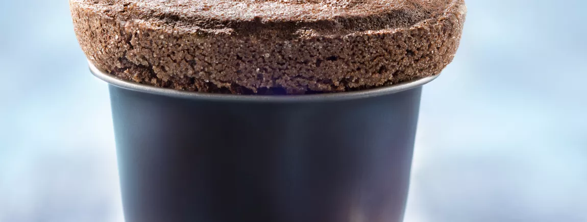 Soufflé au chocolat noir et à la noix de coco avec Planta Fin®