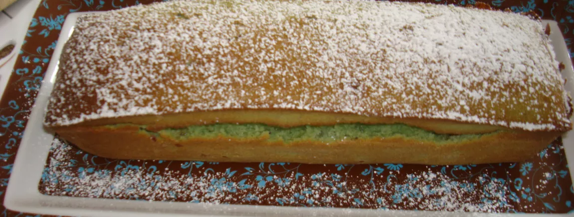 cake à la levure coloré cake à la levure coloré